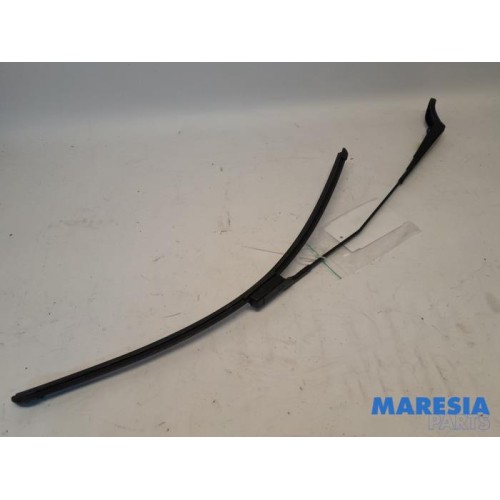 Peugeot - Partner - Front wiper arm