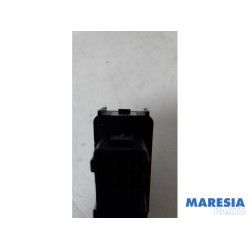 Citroen - DS3 - Electric window switch