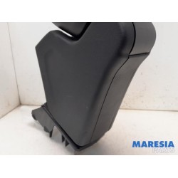 Citroen - DS3 - Armrest