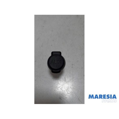 Citroen - DS3 - AUX / USB connection