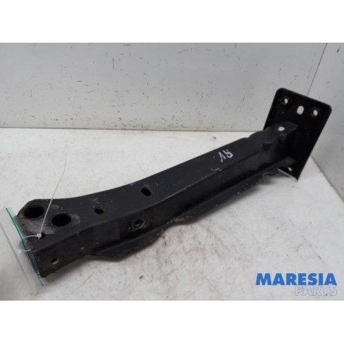 Fiat - Panda - Front part support