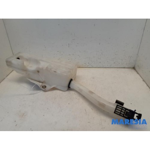 Fiat - Panda - Front windscreen washer reservoir