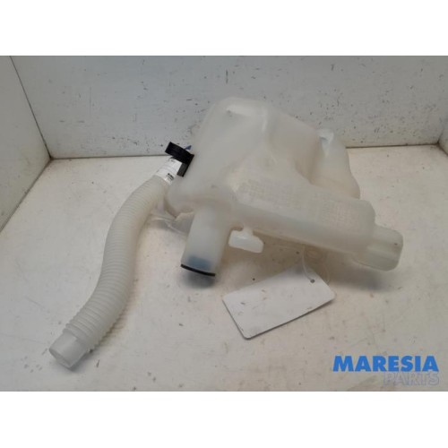 Peugeot - Partner - Front windscreen washer reservoir