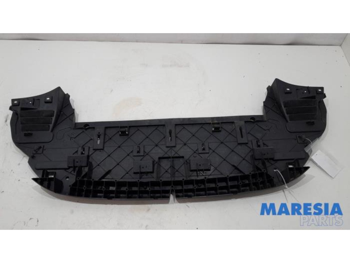 Peugeot - 3008 - Bumper bottom