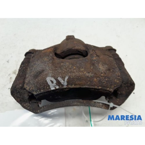 Peugeot - 107 - Front brake calliper, right