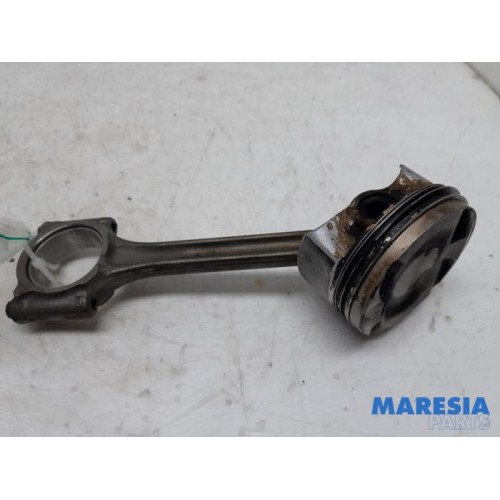 Citroen - C3 - Connecting rod