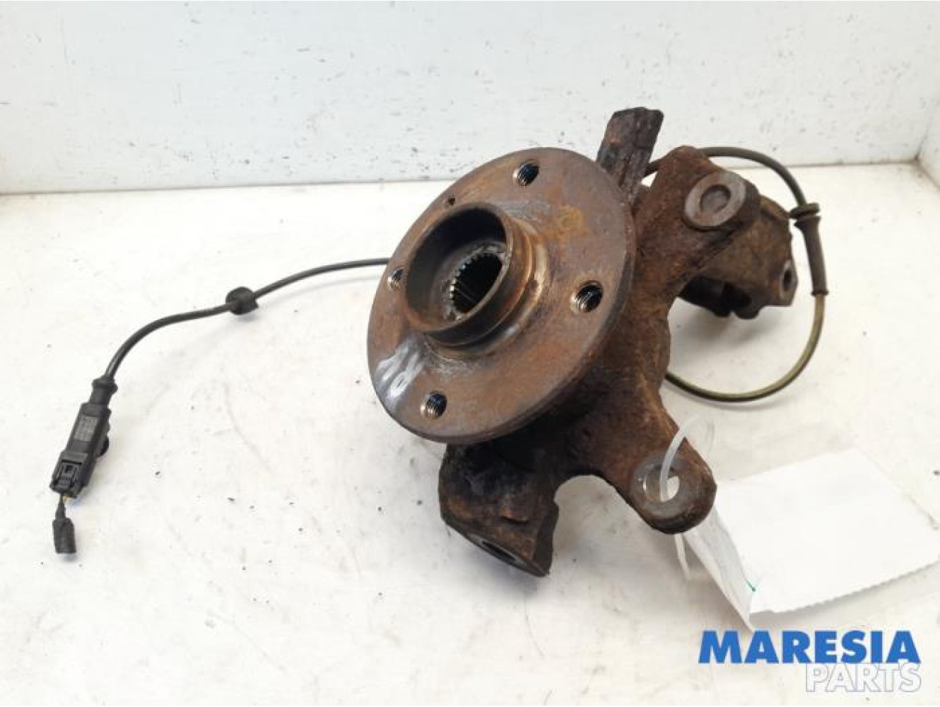 Peugeot - 107 - Achsschenkel rechts vorne