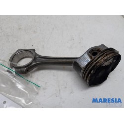 Citroen - DS3 - Connecting rod