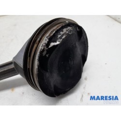 Citroen - DS3 - Connecting rod