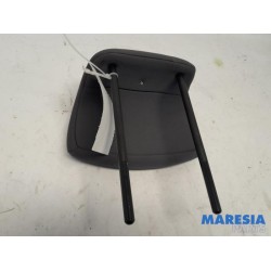 Peugeot - 107 - Headrest