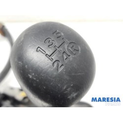 Peugeot - 107 - Gear stick
