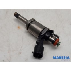 Renault - Clio - Injector (petrol injection)