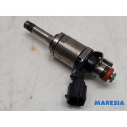 Renault - Clio - Injector (petrol injection)