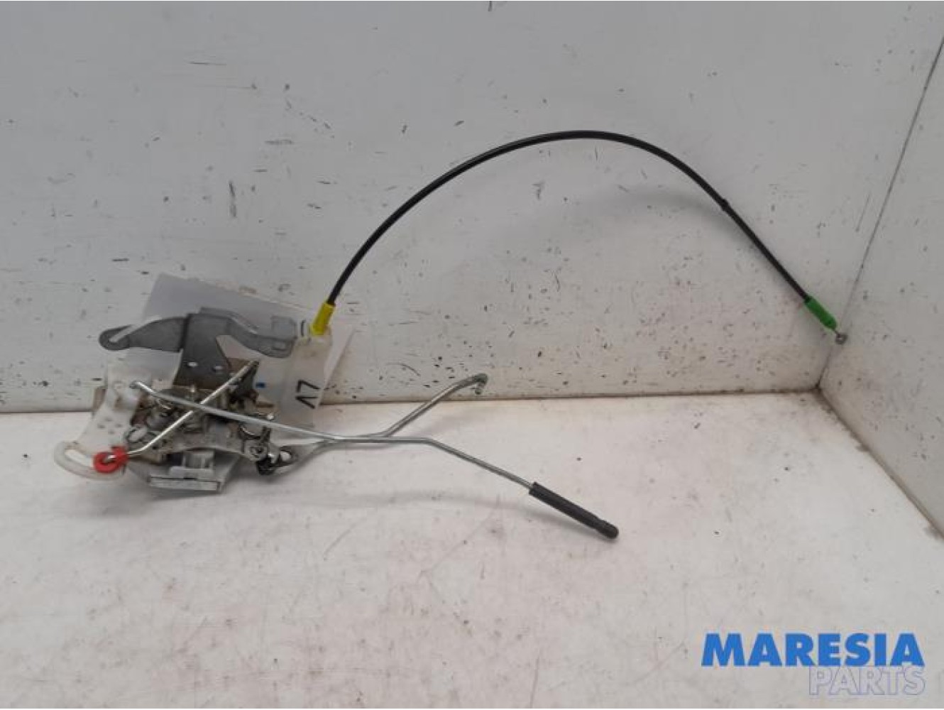Peugeot - 107 - Door lock mechanism 4-door, front left