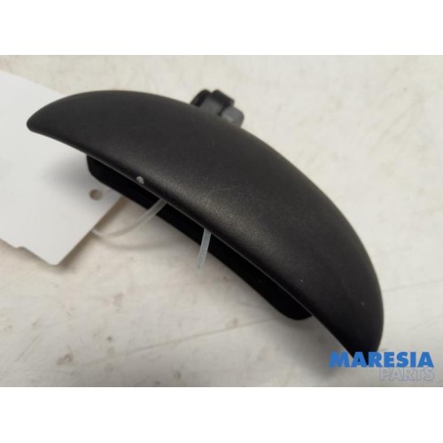 Peugeot - 107 - Front door handle 4-door, right