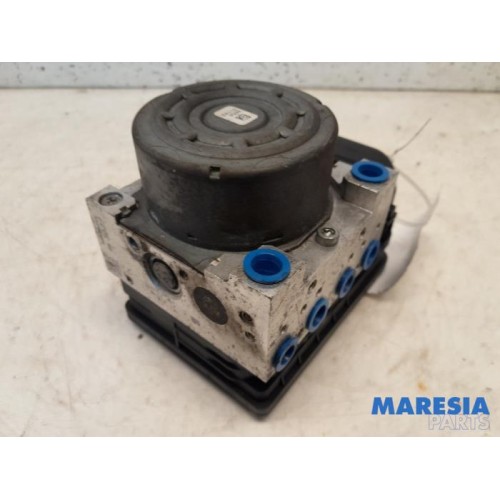 Citroen - DS3 - ABS pump
