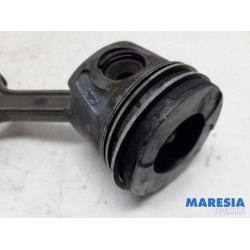 Fiat - Doblo - Connecting rod