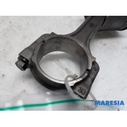 Fiat - Doblo - Connecting rod