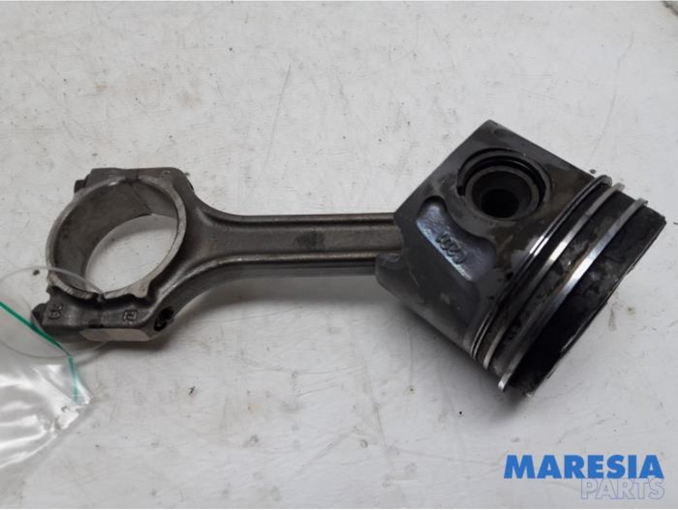Fiat - Doblo - Connecting rod