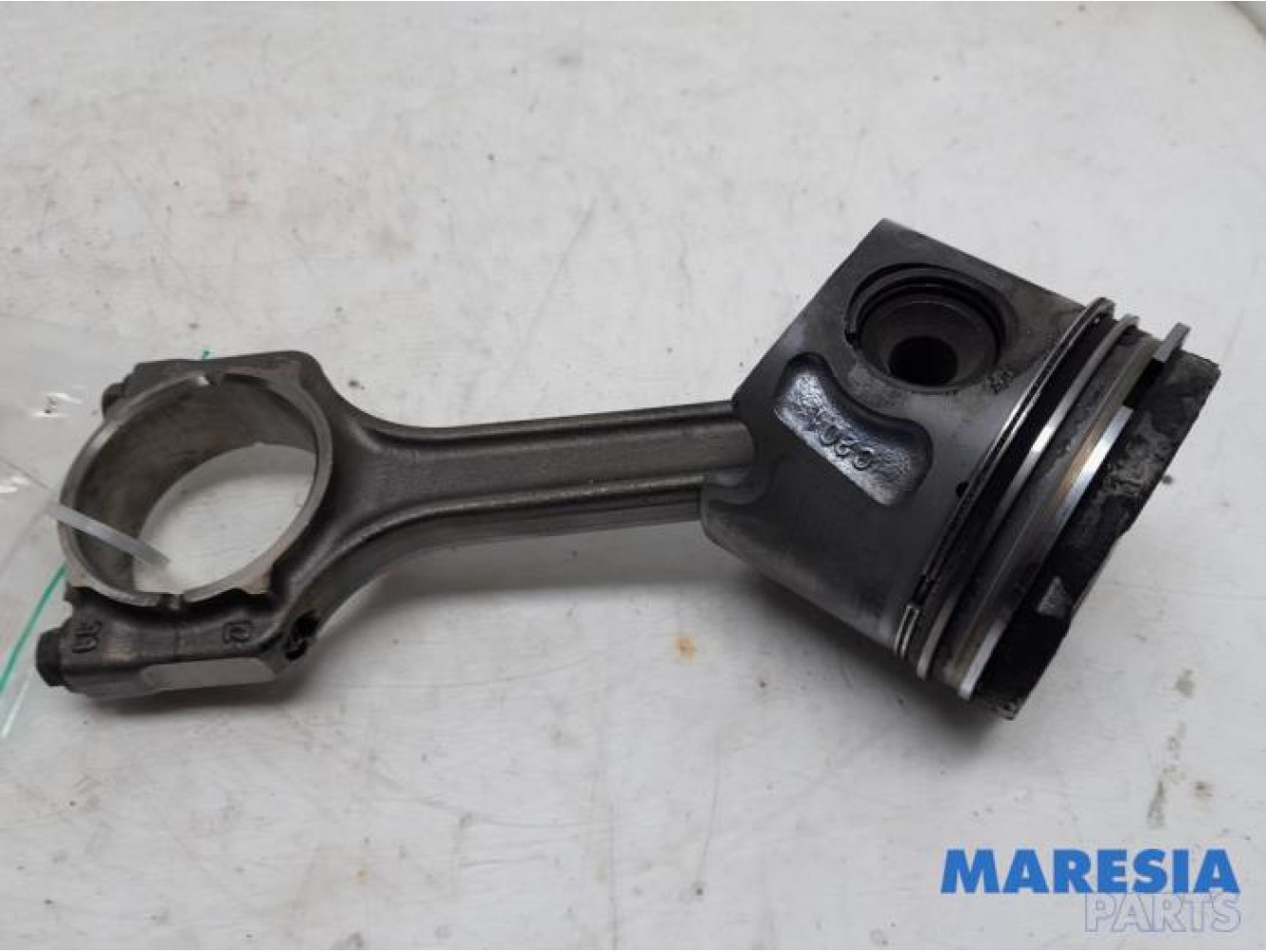 Fiat - Doblo - Connecting rod