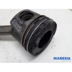 Fiat - Doblo - Connecting rod