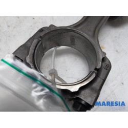 Fiat - Doblo - Connecting rod
