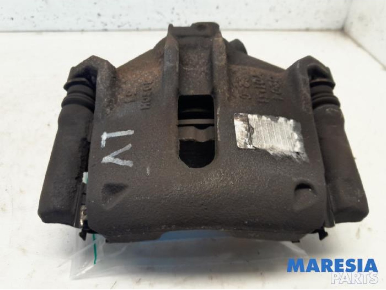 Citroen - DS3 - Front brake calliper, left