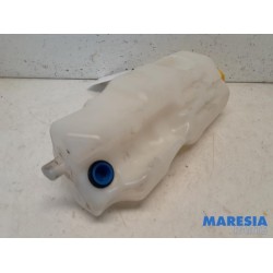 Renault - Twingo - Front windscreen washer reservoir