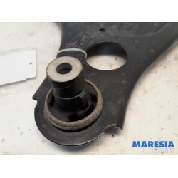 Renault - Twingo - Front lower wishbone, right