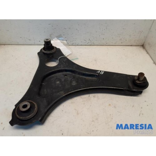 Renault - Twingo - Front lower wishbone, right