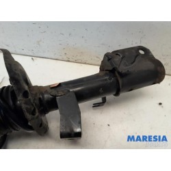 Renault - Twingo - Front shock absorber rod, right