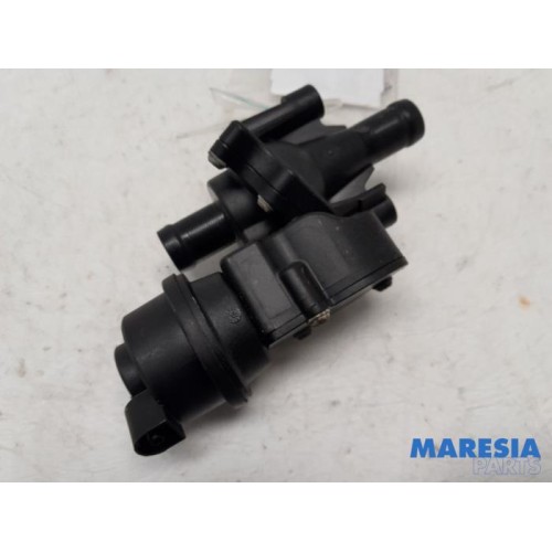 Renault - Twingo - Additional water pump
