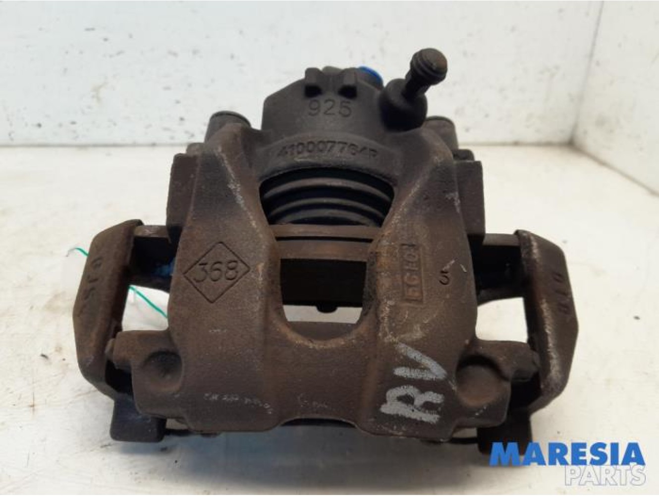 Renault - Twingo - Front brake calliper, right