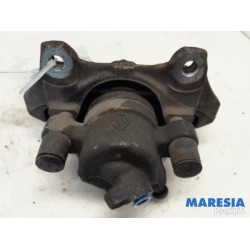 Renault - Twingo - Front brake calliper, right