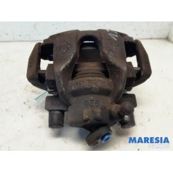 Renault - Twingo - Front brake calliper, left