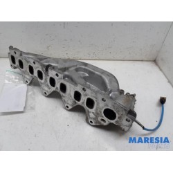 Opel - Vivaro - Intake manifold