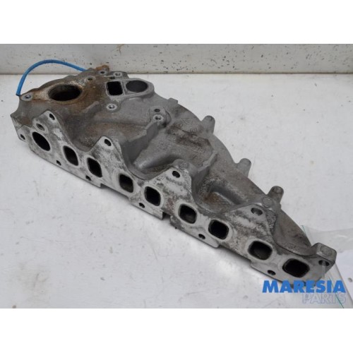 Opel - Vivaro - Intake manifold