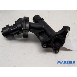 Opel - Vivaro - Boîtier thermostat