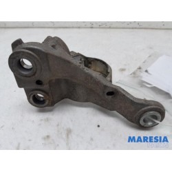 Renault - Clio - Support (miscellaneous)