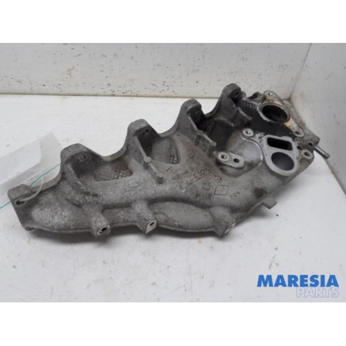 Renault - Trafic - Intake manifold