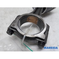 Renault - Trafic - Connecting rod