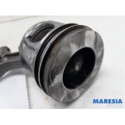 Renault - Trafic - Connecting rod