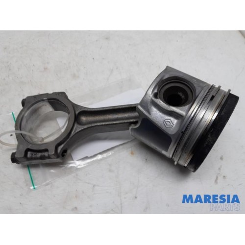 Renault - Trafic - Connecting rod