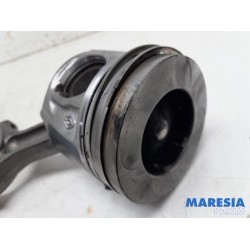 Renault - Trafic - Connecting rod