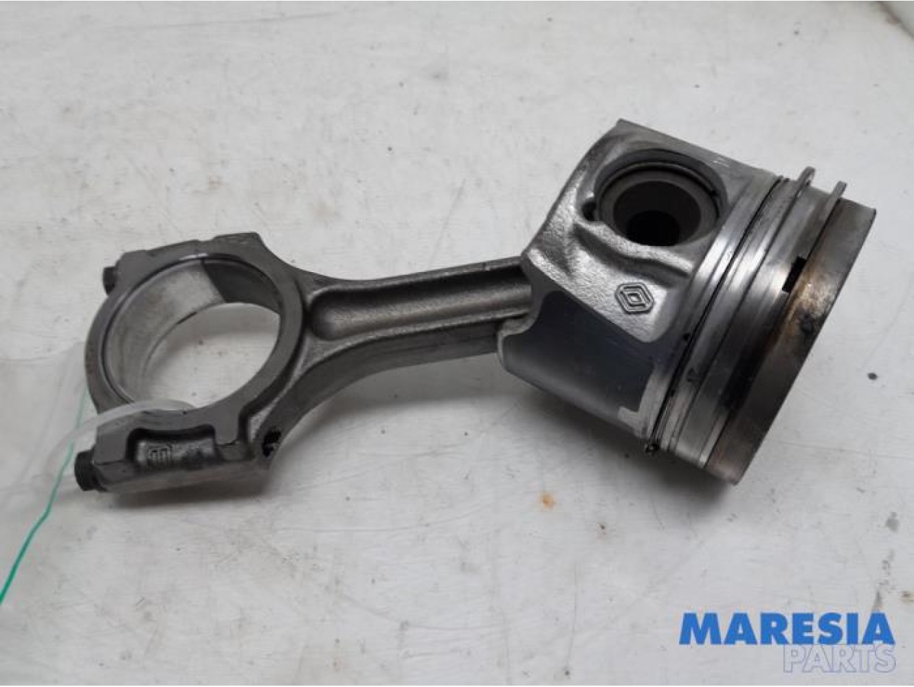 Renault - Trafic - Connecting rod