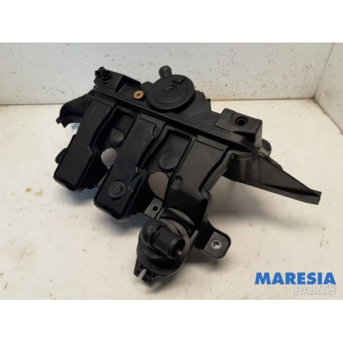 Renault - Trafic - PCV valve