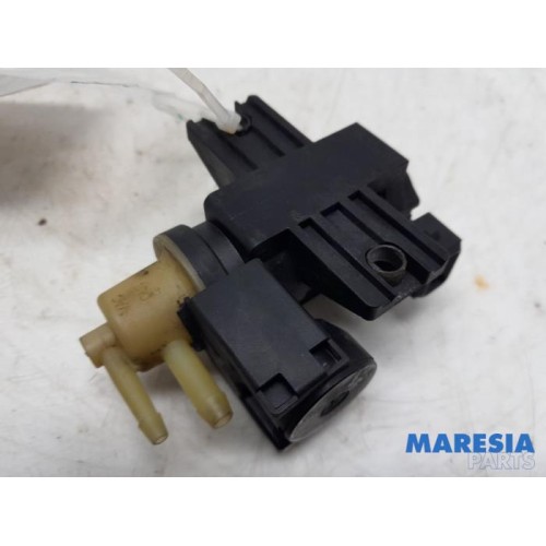 Renault - Trafic - Turbo pressure regulator