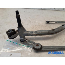 Citroen - DS3 - Wiper mechanism