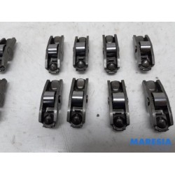 Opel - Vivaro - Rocker arm