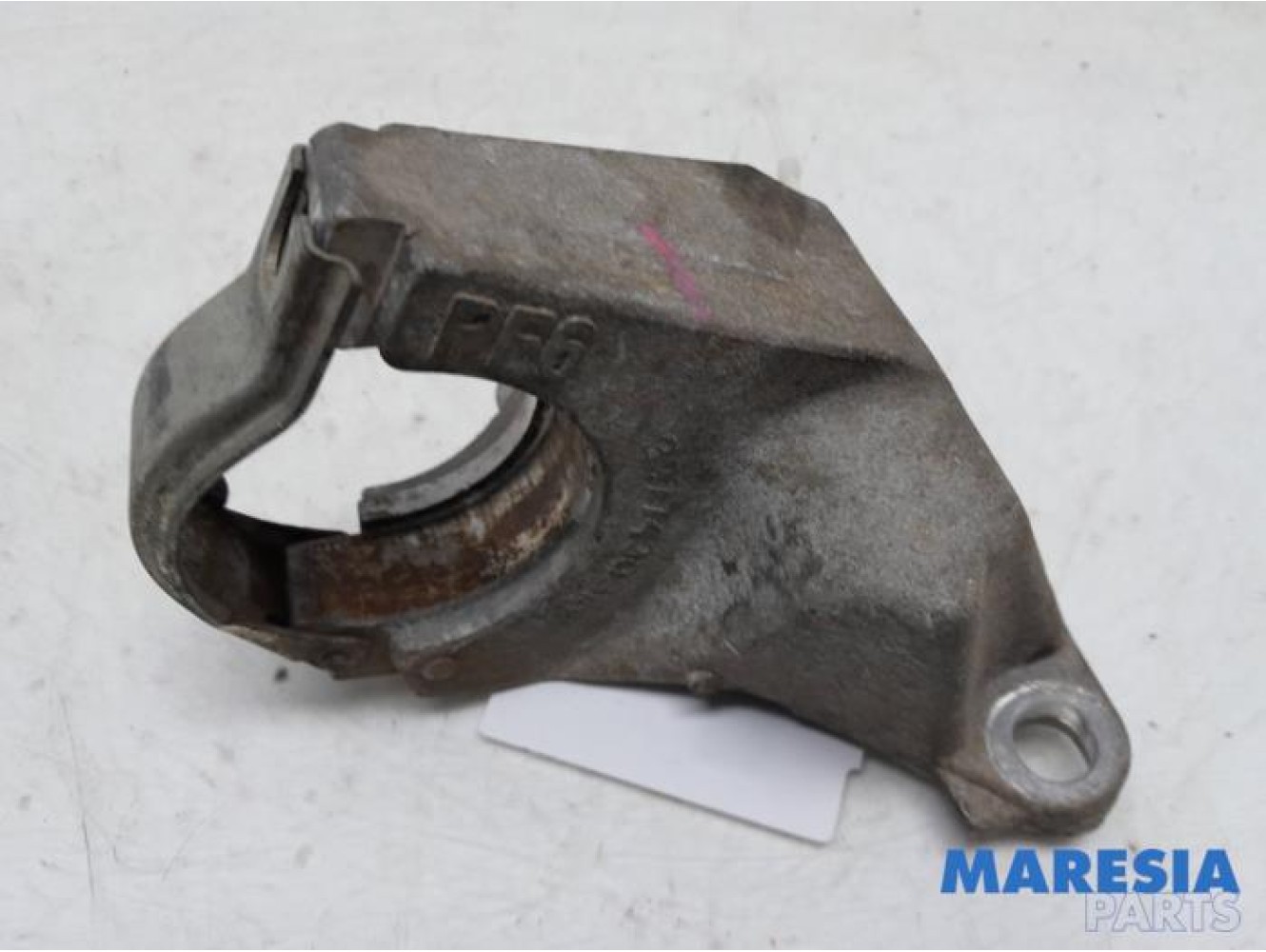 Opel - Vivaro - Support (miscellaneous)